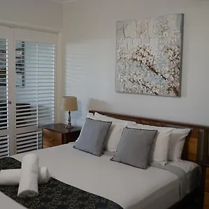 Airlie Seaview 4* Airlie Beach